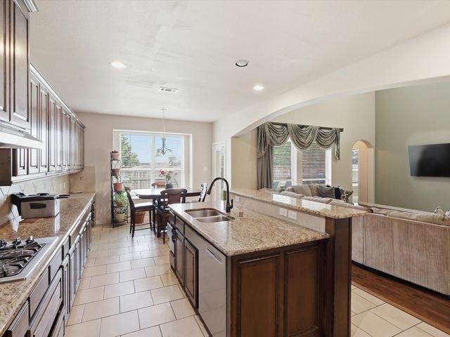 13081 Viola Drive, Frisco, TX 75033