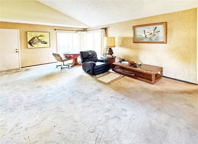 11386 Ivory Avenue, Fountain Valley, CA 92708