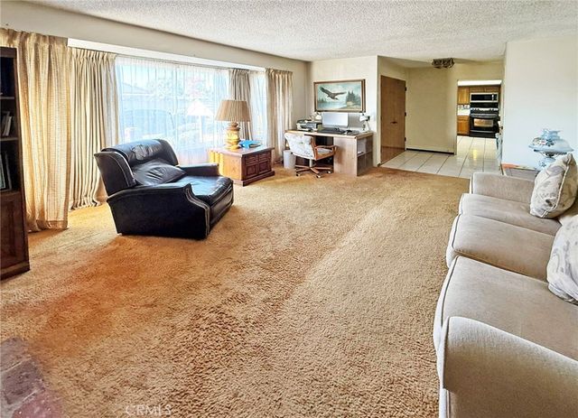 11386 Ivory Avenue, Fountain Valley, CA 92708