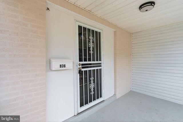 836 E STAFFORD, Philadelphia, PA 19138