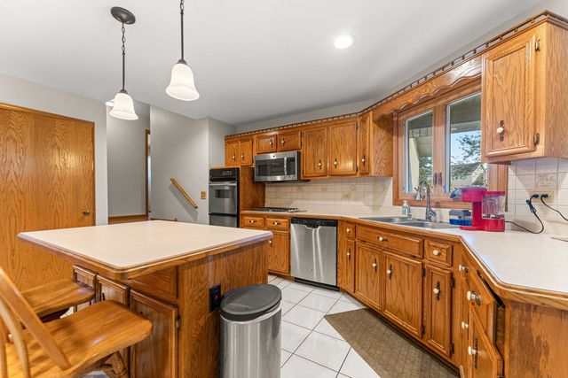 10241 Royal Court, Mokena, IL 60448