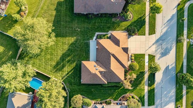 10241 Royal Court, Mokena, IL 60448