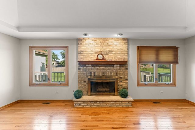 10241 Royal Court, Mokena, IL 60448