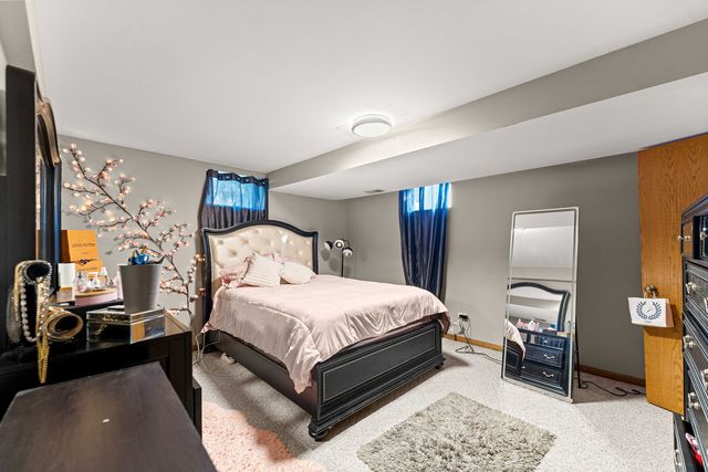 10241 Royal Court, Mokena, IL 60448