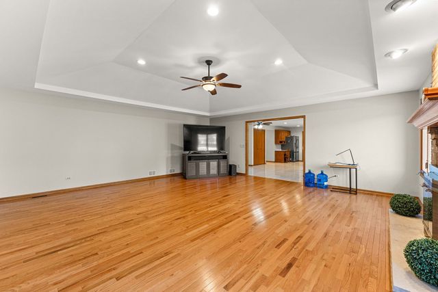10241 Royal Court, Mokena, IL 60448