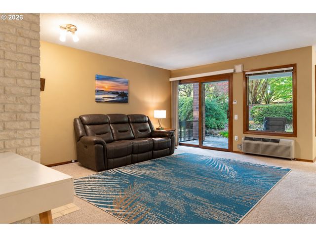 14803 Ne SACRAMENTO St 83, Portland, OR 97230