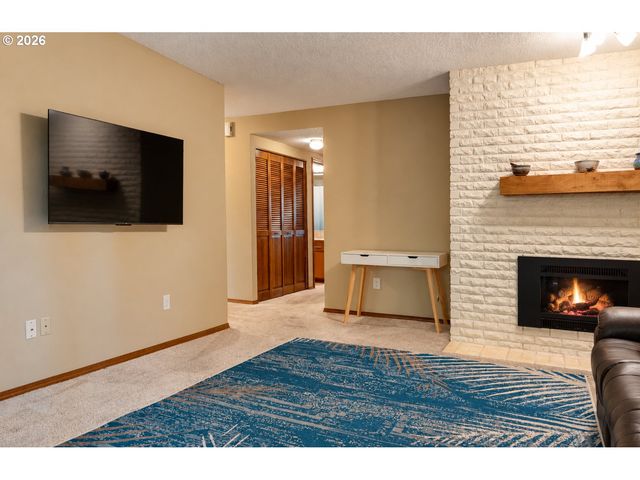 14803 Ne SACRAMENTO St 83, Portland, OR 97230