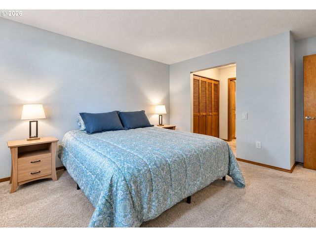14803 Ne SACRAMENTO St 83, Portland, OR 97230