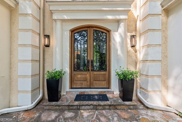 7810 Landowne Drive, Sandy Springs, GA 30350