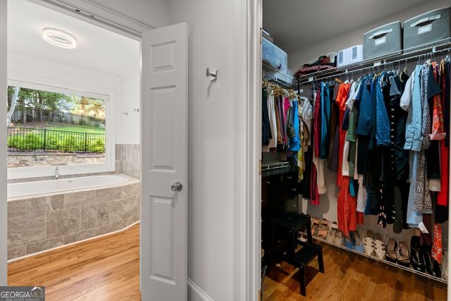 7810 Landowne Drive, Sandy Springs, GA 30350