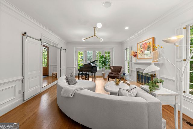 7810 Landowne Drive, Sandy Springs, GA 30350