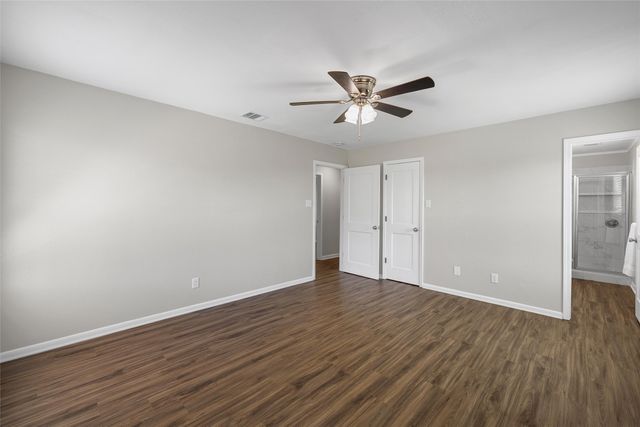154 Longhorn Parkway, Axtell, TX 76624