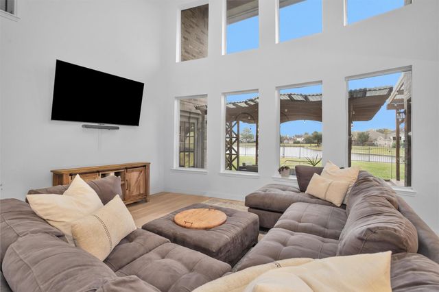 3006 E Lake Falls Circle, Spring, TX 77386