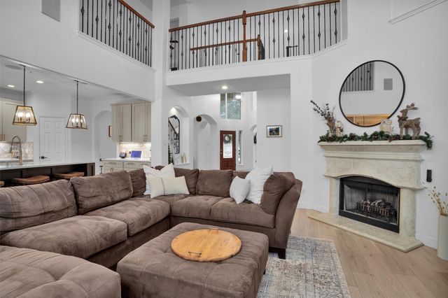 3006 E Lake Falls Circle, Spring, TX 77386