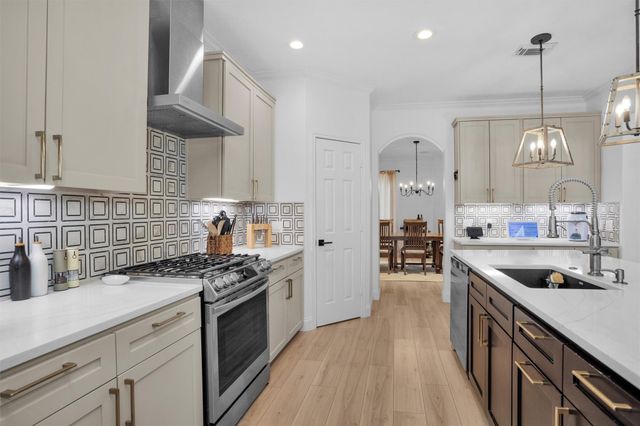 3006 E Lake Falls Circle, Spring, TX 77386