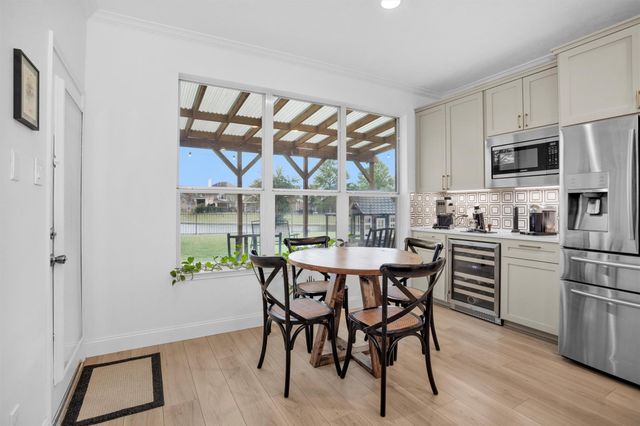 3006 E Lake Falls Circle, Spring, TX 77386