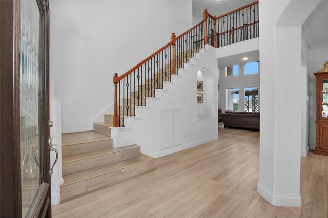 3006 E Lake Falls Circle, Spring, TX 77386