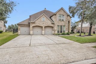3006 E Lake Falls Circle, Spring, TX 77386