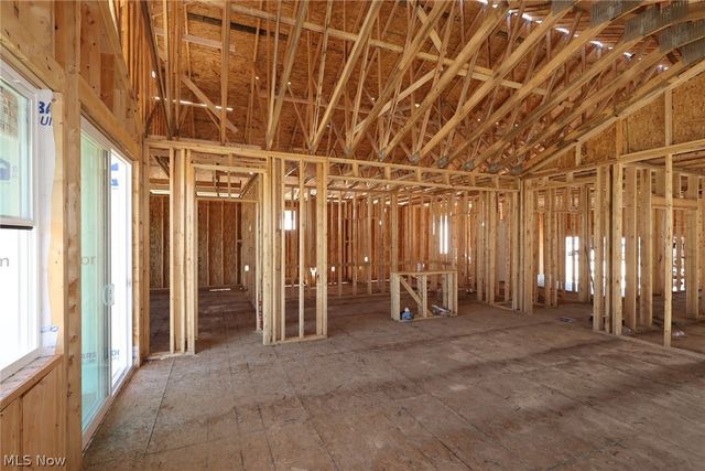 2460 Merriment Drive, Amherst, OH 44001