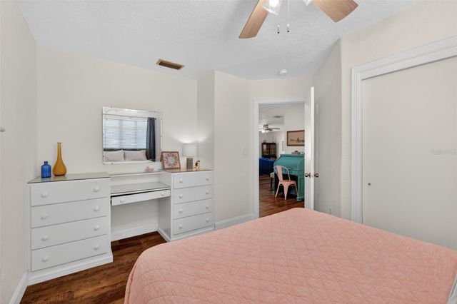 205 E 10TH AVENUE, Mount Dora, FL 32757