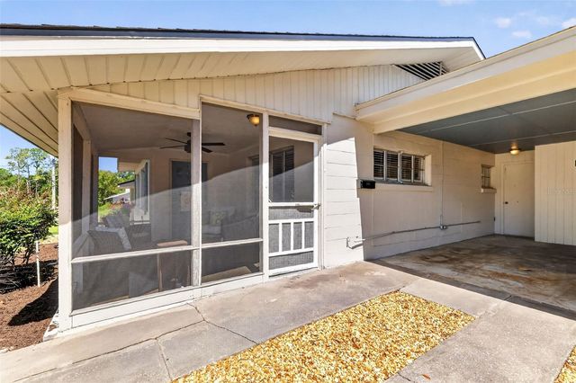 205 E 10TH AVENUE, Mount Dora, FL 32757