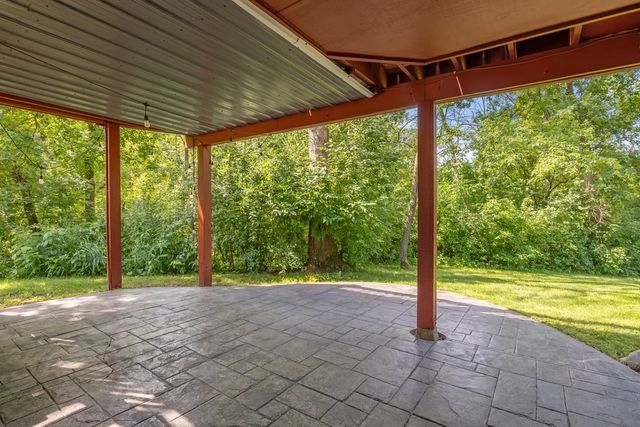 22530 Forest Ridge Drive, Lakeville, MN 55044