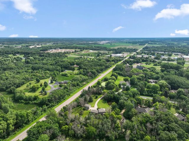 22530 Forest Ridge Drive, Lakeville, MN 55044
