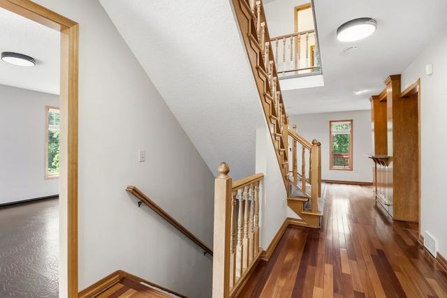 22530 Forest Ridge Drive, Lakeville, MN 55044