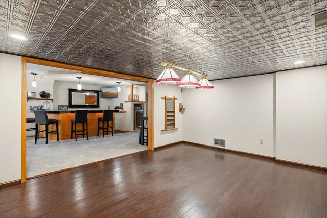 22530 Forest Ridge Drive, Lakeville, MN 55044