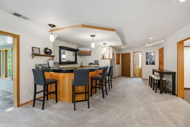 22530 Forest Ridge Drive, Lakeville, MN 55044