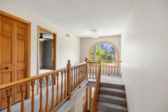 22530 Forest Ridge Drive, Lakeville, MN 55044