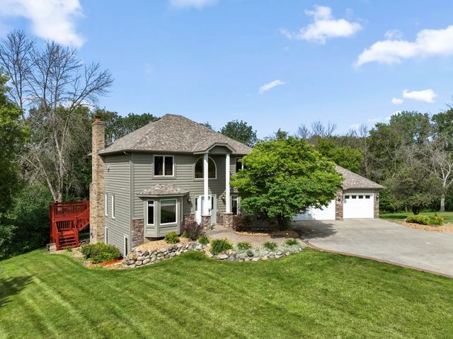 22530 Forest Ridge Drive, Lakeville, MN 55044