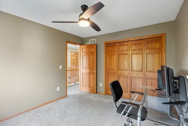 22530 Forest Ridge Drive, Lakeville, MN 55044