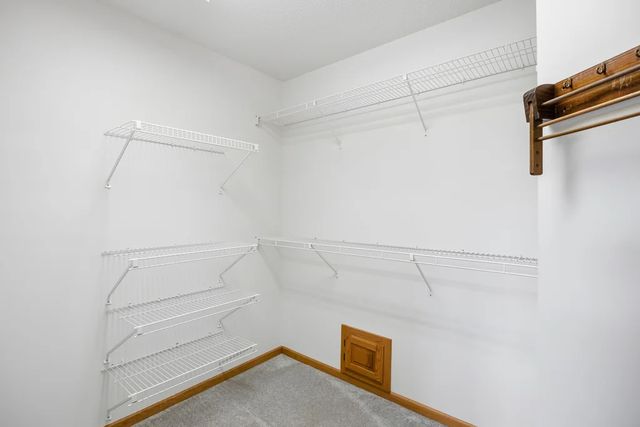 22530 Forest Ridge Drive, Lakeville, MN 55044