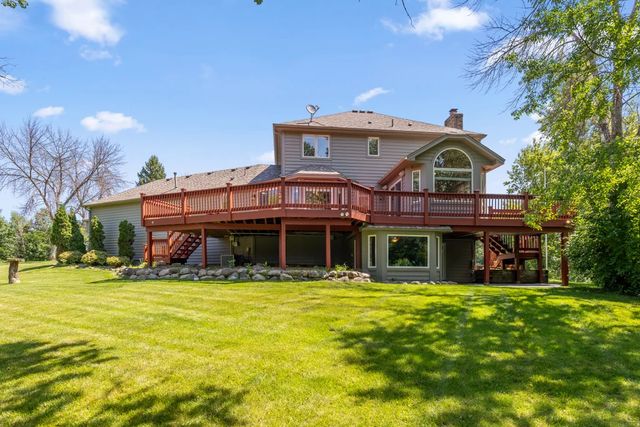 22530 Forest Ridge Drive, Lakeville, MN 55044