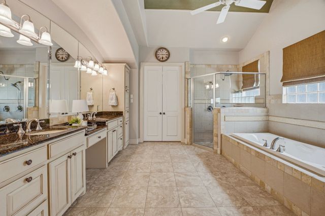 2707 Harborside Drive, Granbury, TX 76048