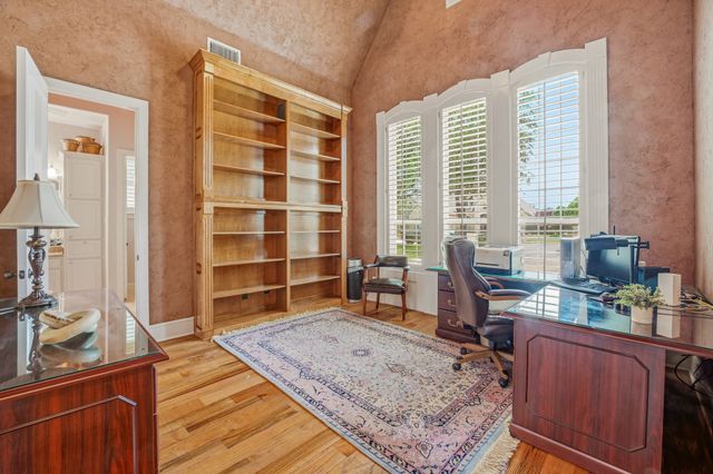 2707 Harborside Drive, Granbury, TX 76048