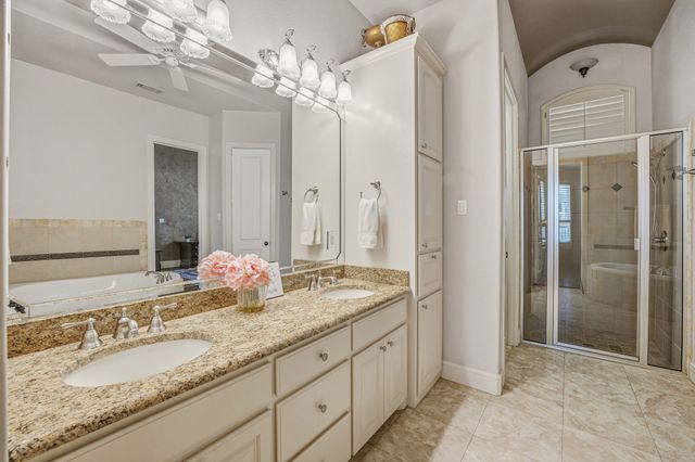 2707 Harborside Drive, Granbury, TX 76048
