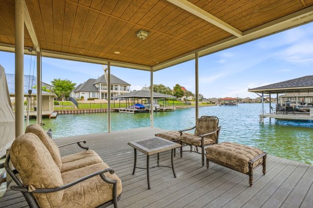 2707 Harborside Drive, Granbury, TX 76048