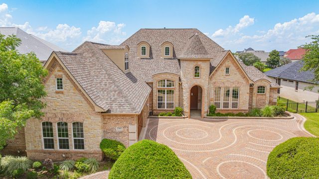 2707 Harborside Drive, Granbury, TX 76048