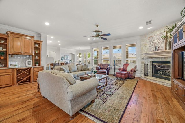 2707 Harborside Drive, Granbury, TX 76048