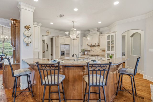 2707 Harborside Drive, Granbury, TX 76048