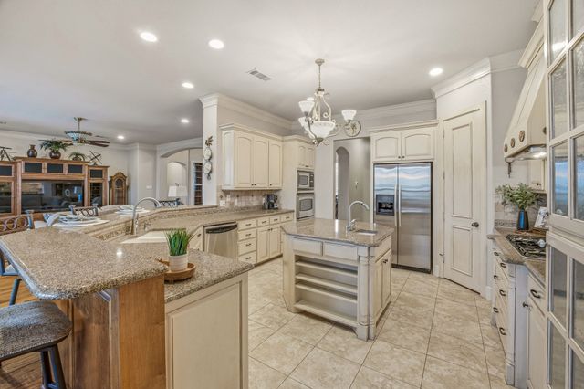 2707 Harborside Drive, Granbury, TX 76048