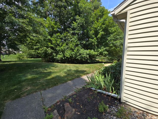 4908 Oak Mast Trail, Fort Wayne, IN 46804