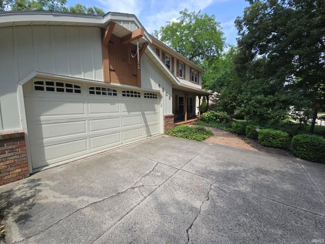 4908 Oak Mast Trail, Fort Wayne, IN 46804