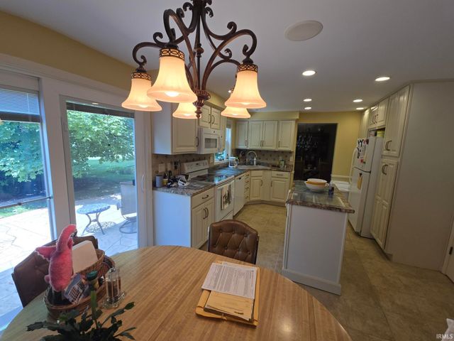 4908 Oak Mast Trail, Fort Wayne, IN 46804