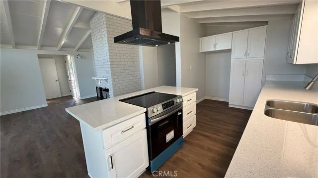 1002 E Walnut, Glendora, CA 91741
