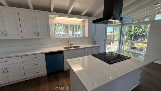 1002 E Walnut, Glendora, CA 91741