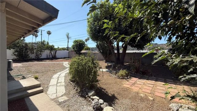 1002 E Walnut, Glendora, CA 91741
