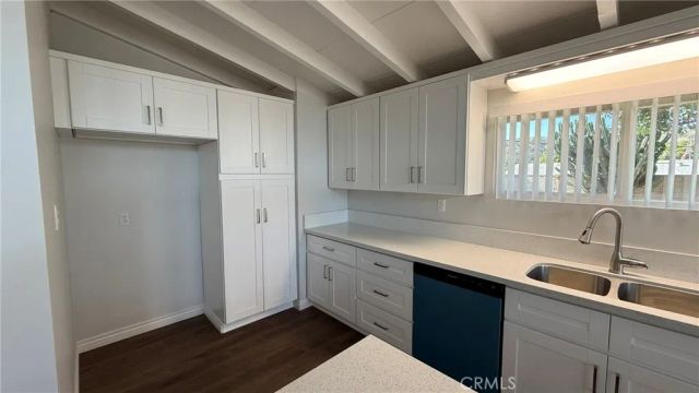 1002 E Walnut, Glendora, CA 91741